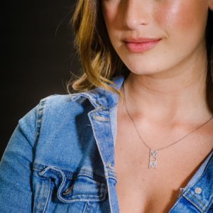 שרשרת MOM גדולה מכסף משובצת זירקונים