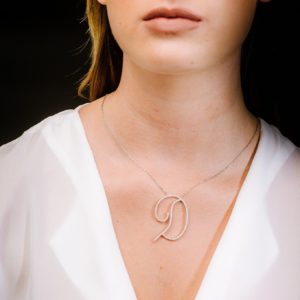 שרשרת אות D גדולה מכסף אמיתי