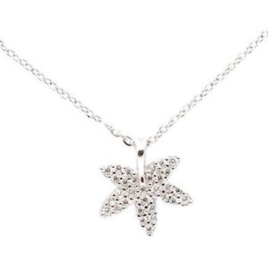 שרשרת עלה תלתן אלגנטית מכסף משובצת זירקונים