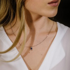 צ'וקר דג כחול מכסף משובץ זירקון