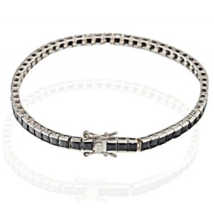 צמיד טניס משובץ זירקונים מרובעים שחורים