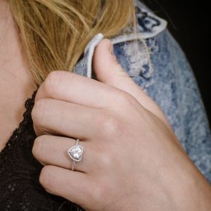 טבעת כסף זרקן מרכזי לב