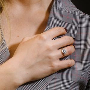 טבעת סוליטר מחומצנת