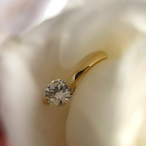 עגילי דיאמונד זהב