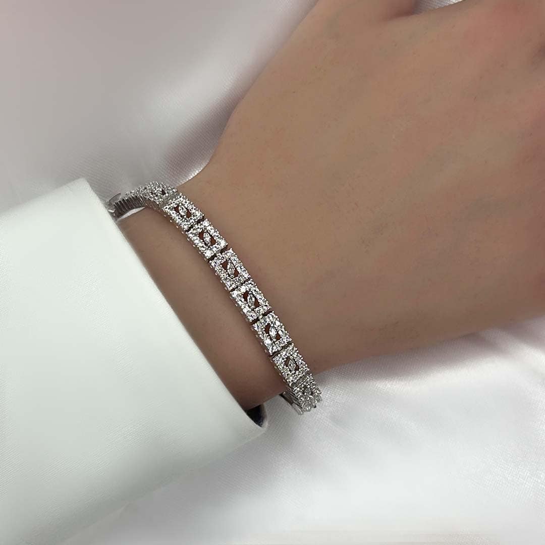 צמיד חוליות מרובעות שיבוץ אמצעי אבולי