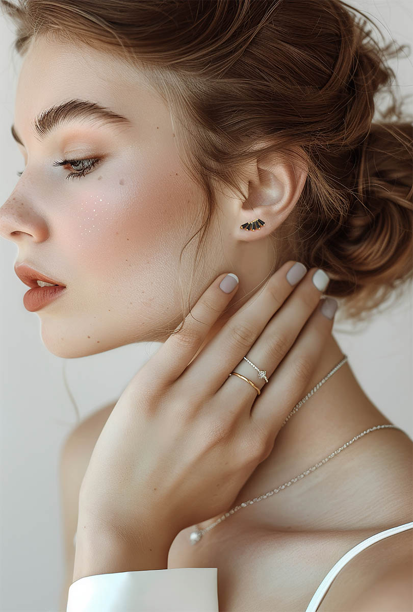 עגילי כנפיים - עגילי זהב כנפיים שחורות - עגיל כנפיים שחורות - עגילים זירקונים שחורים