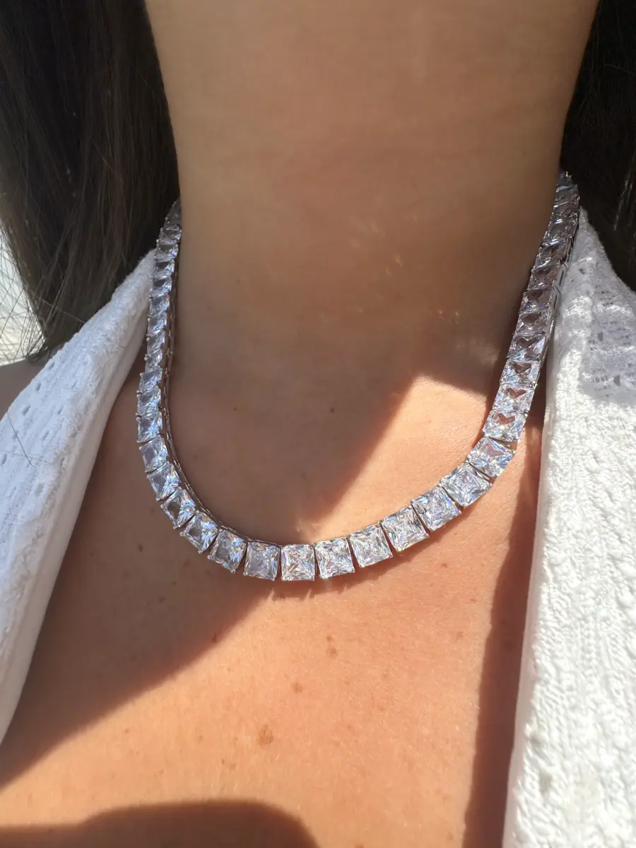 שרשרת טניס מרובעת רויאל מכסף