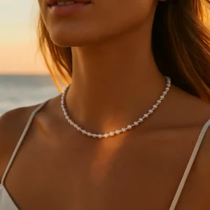 שרשרת חרוזי צדפים וכסף עדינה